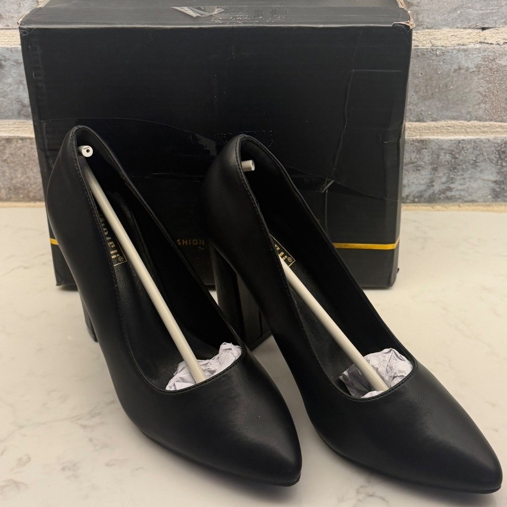 IDIFU Women Black Pointed Toe Block Heel Pumps Office Dress Shoes Size 5.5